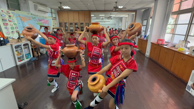 LINE_ALBUM_113年度 暑期原住民傳統舞蹈營_240830_126.jpg